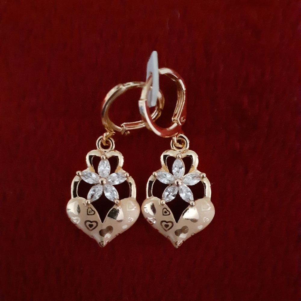 🌹Gold heart love🌼